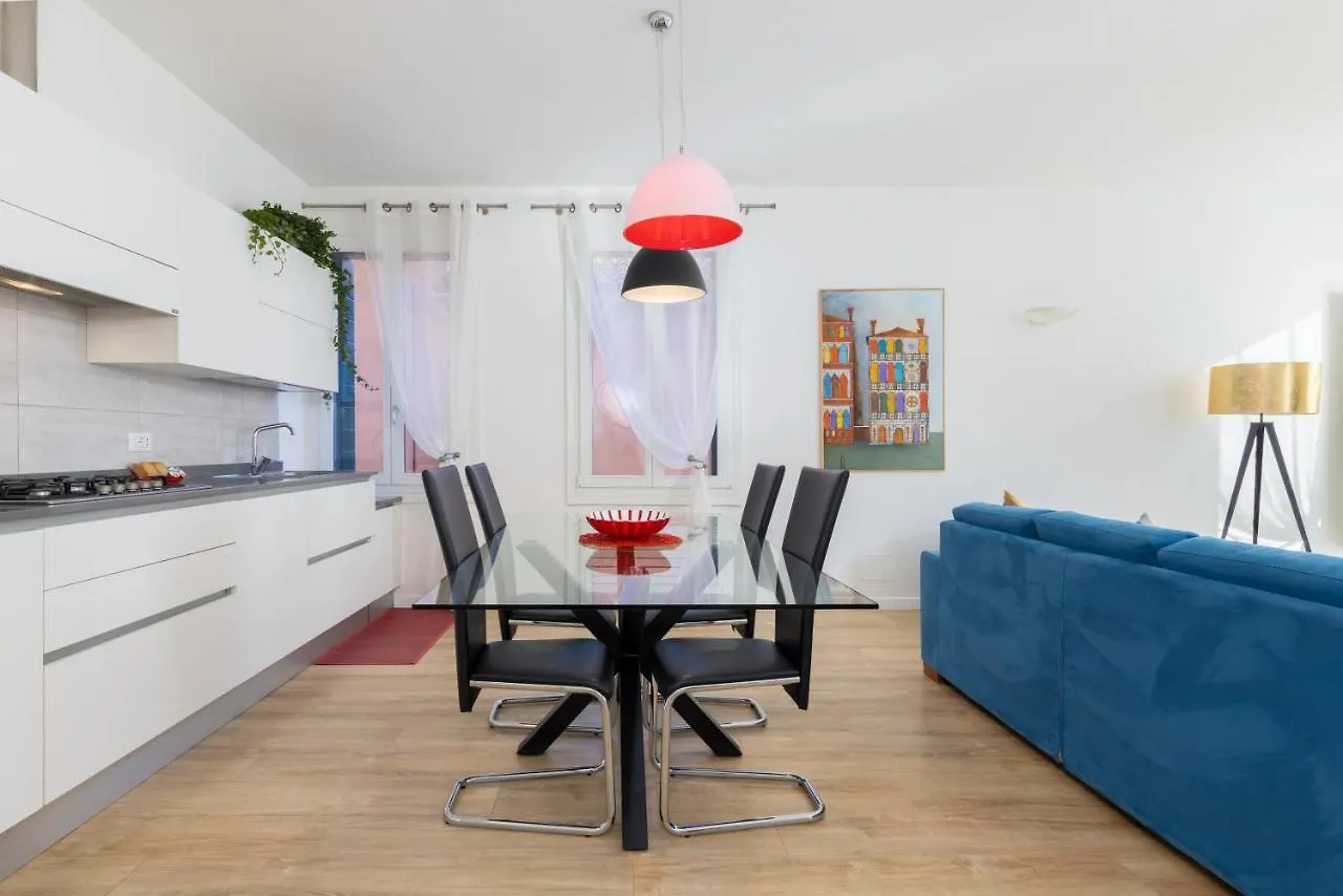 Rialto Bridge Luxury Apartment Veneza Itália