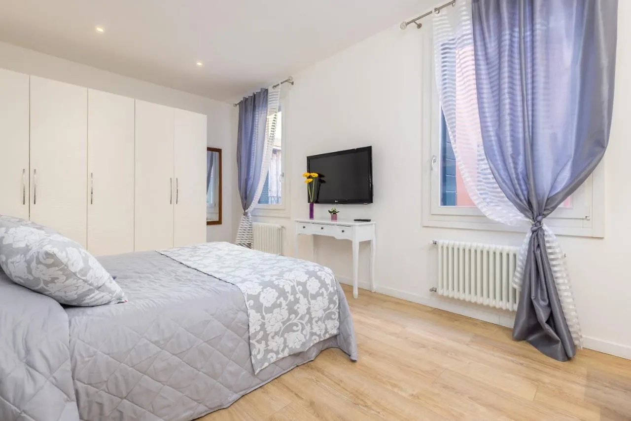 Rialto Bridge Luxury Apartment Veneza