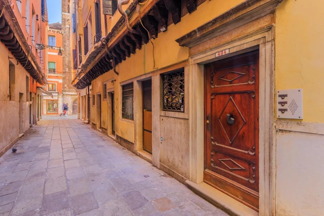 Rialto Bridge Luxury Apartment Venice